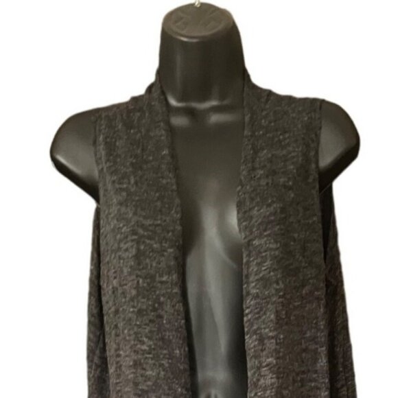 Lu La Roe women's darker gray heathered duster, open -front, sleeveless. - Picture 2 of 6